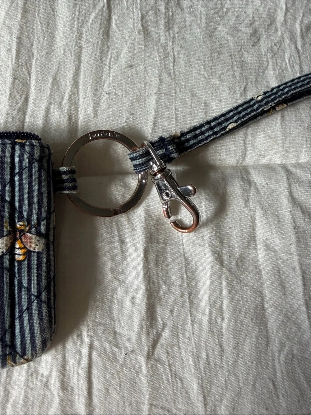 Vera Bradley compact vera